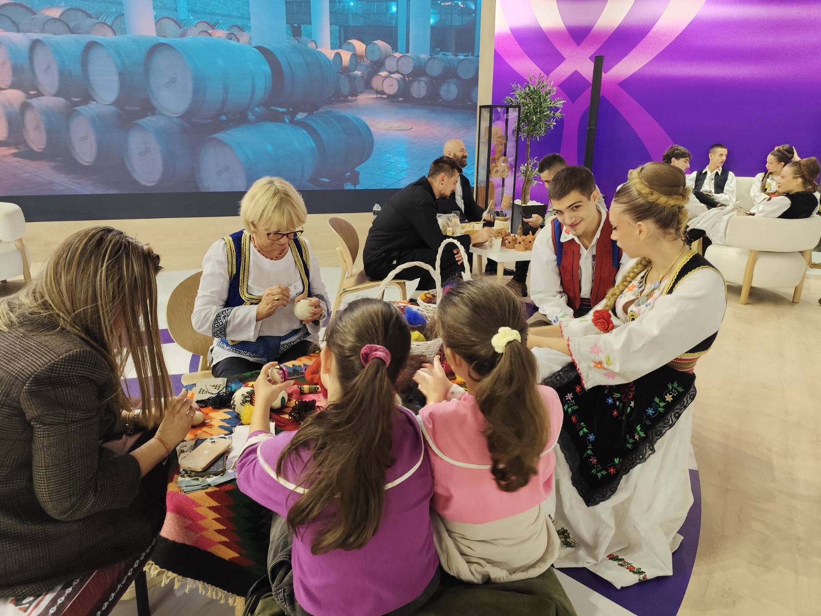 IMG-2e2cd7cd9e047afd1eb9f082f3748e25-V.jpg