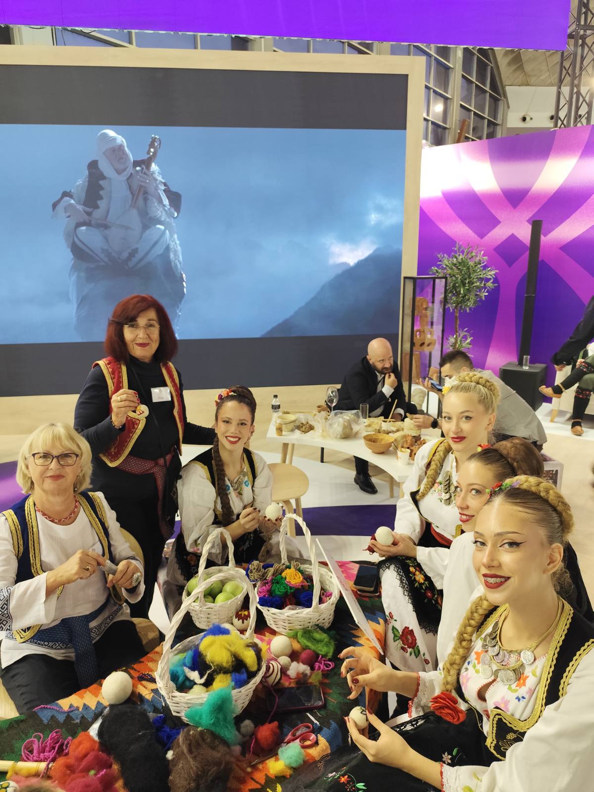 IMG-439c671633b5e070b3cfaefba5361ed5-V.jpg