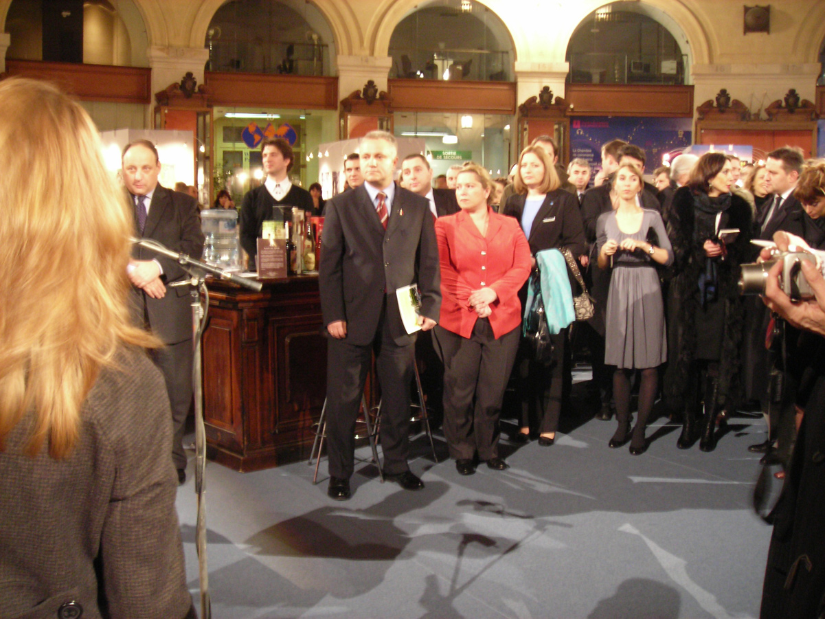 Exhibition at the Days of Serbia in Paris